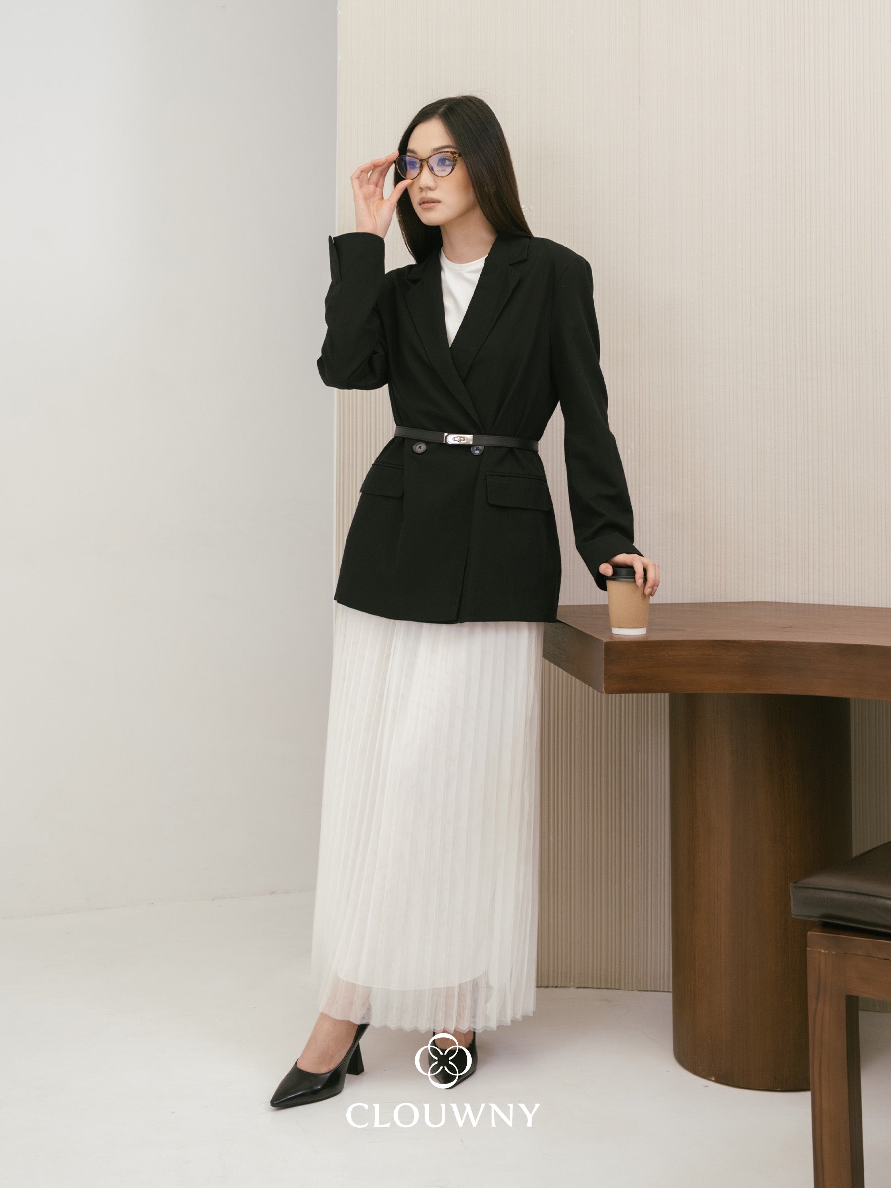 Onyva Tutu Pleats Skirt - White